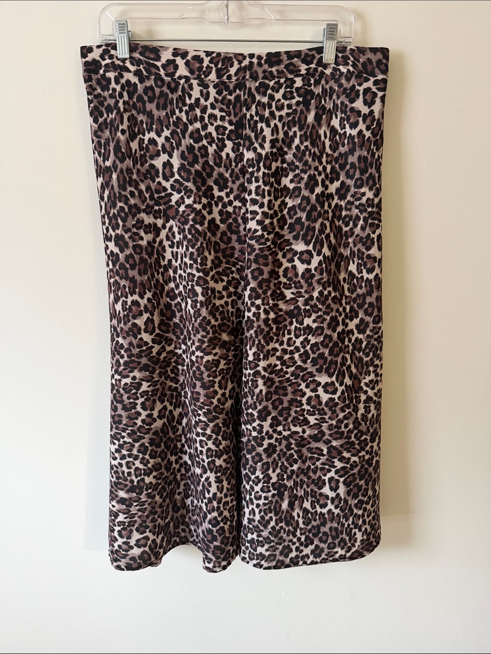 ARULA Leopard Print Midi Skirt in Brown and Cream